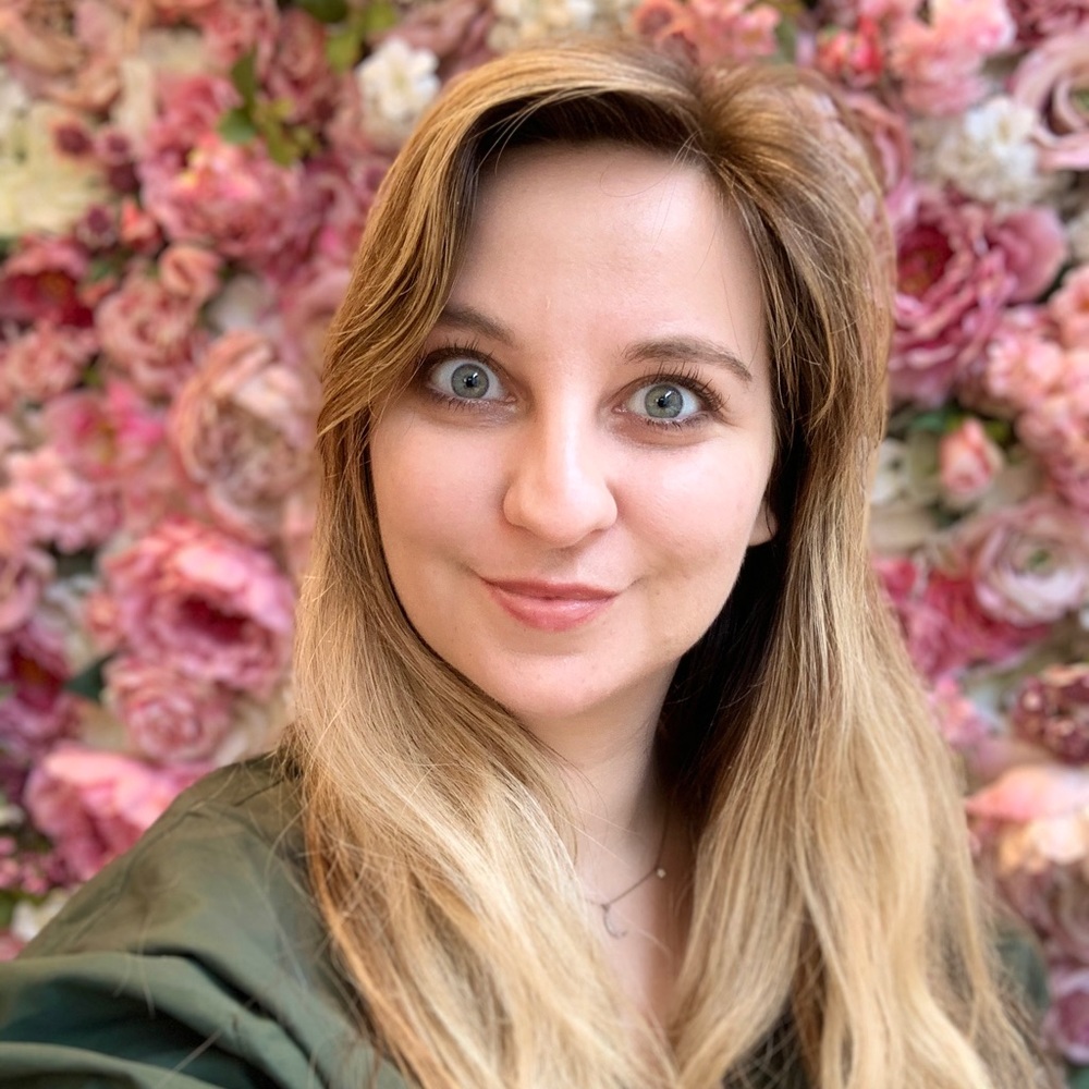 Meet your Posher, Laura